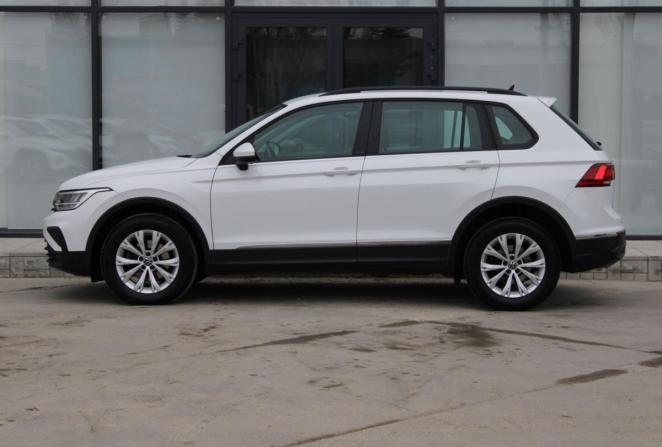 Volkswagen Tiguan II Рестайлинг с пробегом 2021 года, цена 2 795 000 рублей, 107388 км, внедорожник, Автокод Объявления