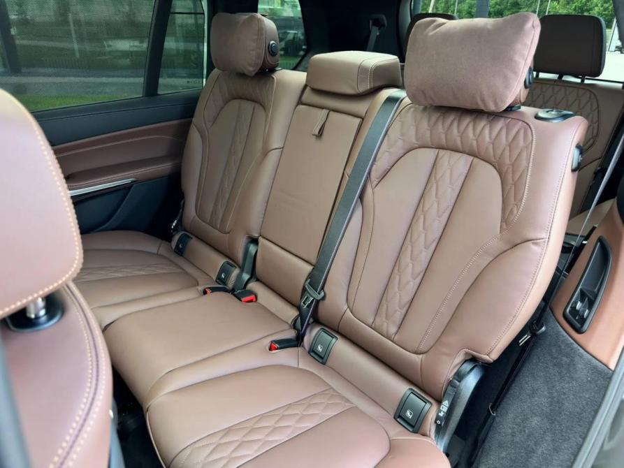BMW X7 I (G07) Рестайлинг Пермь  - изображение 25