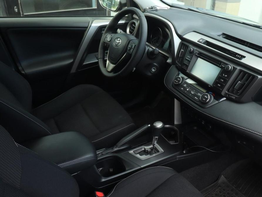 Toyota RAV4 IV (XA40) Рестайлинг Казань  - изображение 6