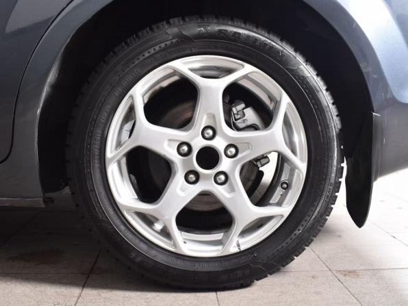 Ford Focus II Рестайлинг с пробегом 2010 года, цена 679 995 рублей, 252115 км, седан, Автокод Объявления