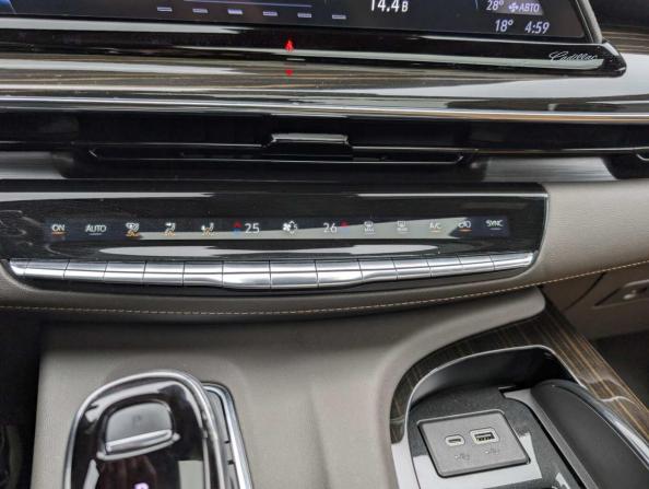 Cadillac Escalade V с пробегом 2023 года, цена 11 055 000 рублей, 49107 км, внедорожник, Автокод Объявления