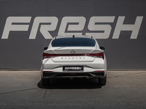 Hyundai Elantra VII (CN7) с пробегом 2022 года, цена 1 815 000 рублей, 62223 км, седан, Автокод Объявления