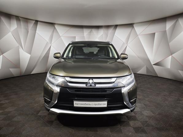 Mitsubishi Outlander III Рестайлинг 2 с пробегом 2016 года, цена 1 549 000 рублей, 218932 км, внедорожник, Автокод Объявления