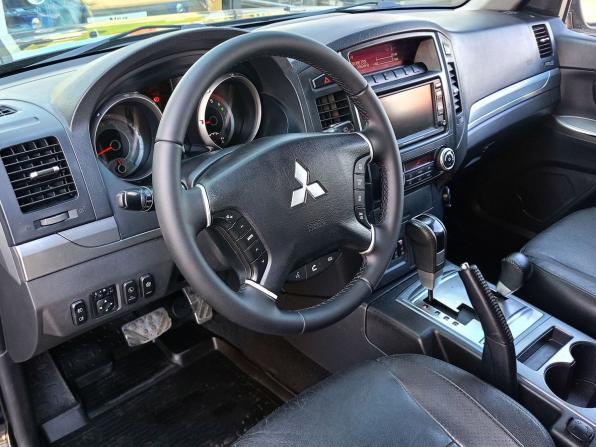 Mitsubishi Pajero IV Рестайлинг 1 с пробегом 2012 года, цена 2 143 000 рублей, 204758 км, внедорожник, Автокод Объявления