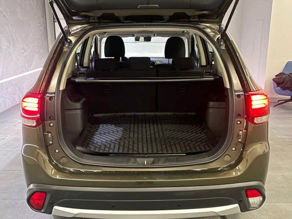 Mitsubishi Outlander III Рестайлинг 2 с пробегом 2015 года, цена 1 815 000 рублей, 139415 км, внедорожник, Автокод Объявления