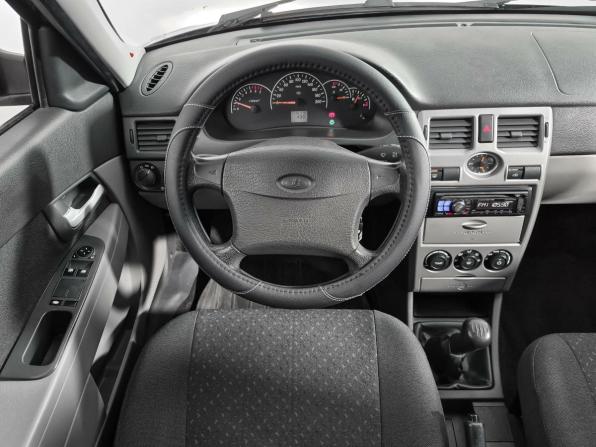 Lada (ВАЗ) Priora I с пробегом 2011 года, цена 299 000 рублей, 174715 км, хэтчбек, Автокод Объявления
