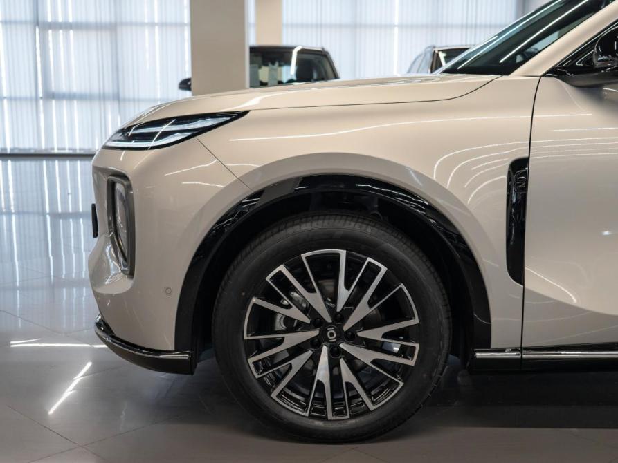 Changan Qiyuan Q07 Москва  - изображение 25