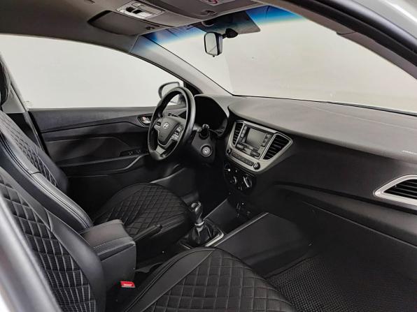 Hyundai Solaris II с пробегом 2019 года, цена 1 220 000 рублей, 139424 км, седан, Автокод Объявления