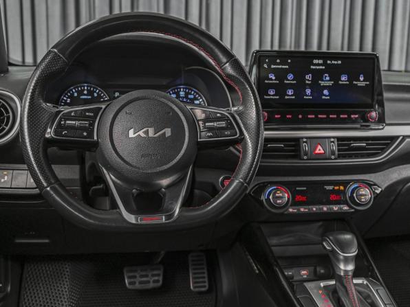 Kia Forte III Рестайлинг с пробегом 2021 года, цена 2 288 000 рублей, 103546 км, седан, Автокод Объявления