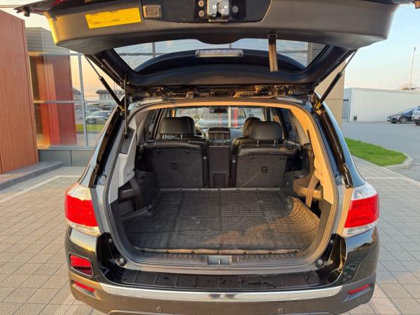 Toyota Highlander II (XU40) Рестайлинг с пробегом 2011 года, цена 1 950 000 рублей, 246415 км, внедорожник, Автокод Объявления