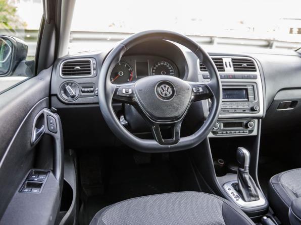 Volkswagen Polo V Рестайлинг с пробегом 2017 года, цена 1 078 000 рублей, 191352 км, седан, Автокод Объявления