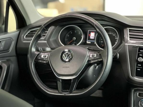 Volkswagen Tiguan II с пробегом 2018 года, цена 1 995 000 рублей, 134374 км, внедорожник, Автокод Объявления