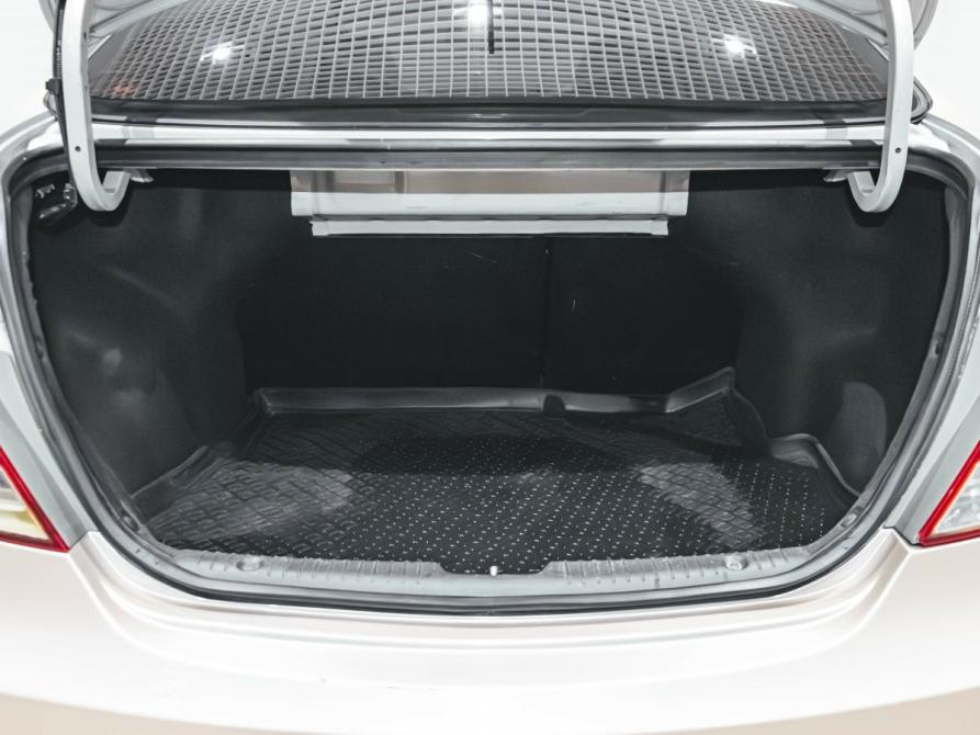 Hyundai Solaris I Екатеринбург  - изображение 9