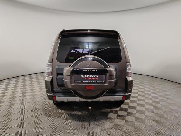 Mitsubishi Pajero IV Рестайлинг 1 с пробегом 2014 года, цена 2 125 000 рублей, 197999 км, внедорожник, Автокод Объявления