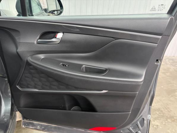 Hyundai Santa Fe IV Рестайлинг с пробегом 2022 года, цена 3 697 000 рублей, 30811 км, внедорожник, Автокод Объявления