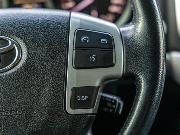 Toyota Land Cruiser 200 Series Рестайлинг 1 с пробегом 2015 года, цена 4 798 000 рублей, 122353 км, внедорожник, Автокод Объявления