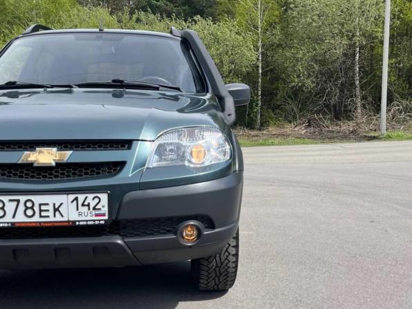 Chevrolet Niva I Рестайлинг с пробегом 2015 года, цена 670 000 рублей, 120000 км, внедорожник, Автокод Объявления