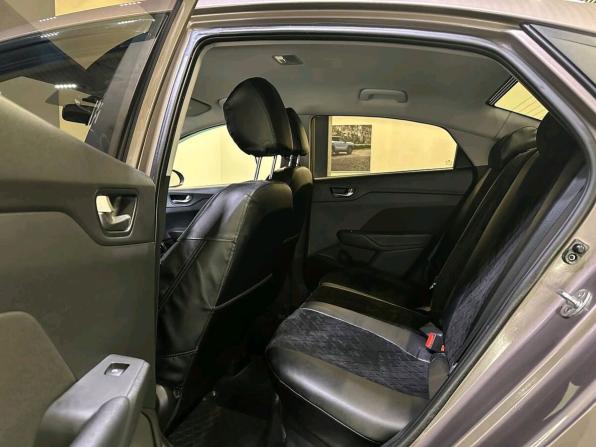 Hyundai Solaris II Рестайлинг с пробегом 2021 года, цена 1 549 000 рублей, 63997 км, седан, Автокод Объявления