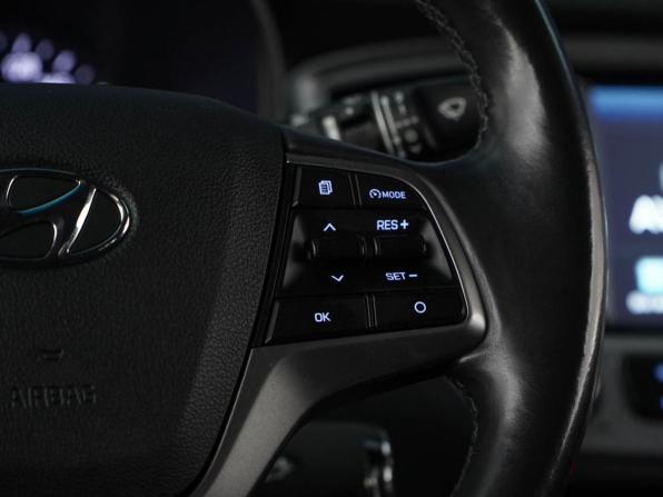 Hyundai Solaris II с пробегом 2019 года, цена 1 399 046 рублей, 119206 км, седан, Автокод Объявления