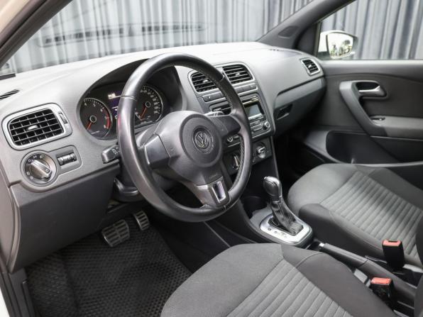 Volkswagen Polo V с пробегом 2012 года, цена 998 000 рублей, 86545 км, хэтчбек, Автокод Объявления