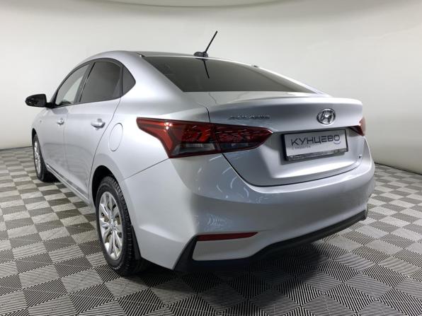 Hyundai Solaris II с пробегом 2017 года, цена 1 289 000 рублей, 154261 км, седан, Автокод Объявления