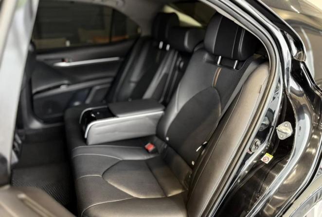 Toyota Camry VII (XV50) Рестайлинг 2 с пробегом 2018 года, цена 2 850 000 рублей, 103500 км, седан, Автокод Объявления