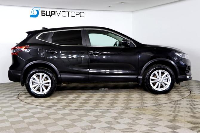 Nissan Qashqai II с пробегом 2019 года, цена 1 749 990 рублей, 56716 км, внедорожник, Автокод Объявления