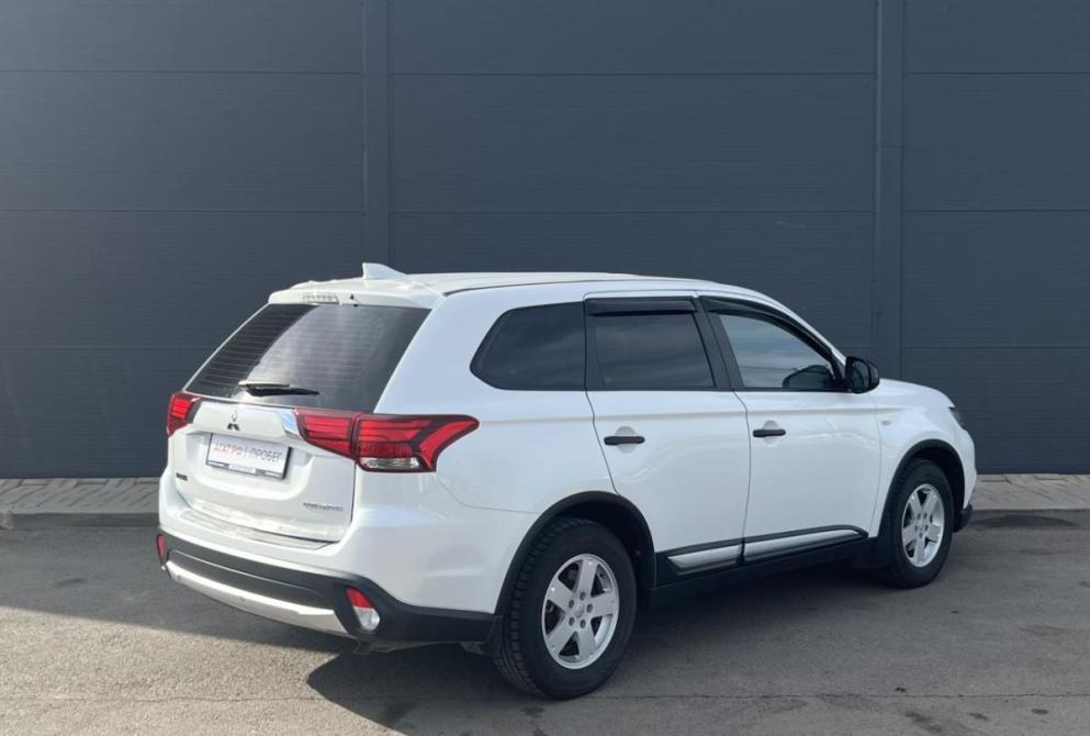 Mitsubishi Outlander III Рестайлинг 2 Красноярск  - изображение 8