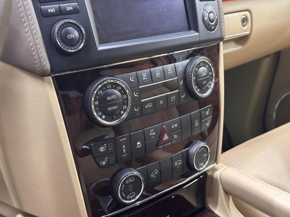Mercedes-Benz GL-Класс I (X164) Рестайлинг с пробегом 2011 года, цена 2 997 000 рублей, 67900 км, внедорожник, Автокод Объявления
