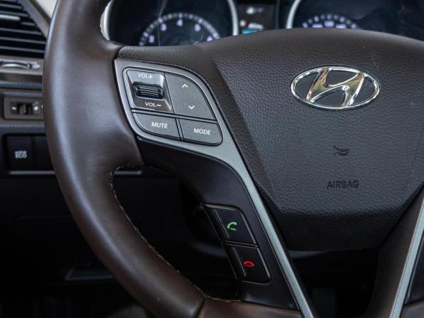 Hyundai Santa Fe III с пробегом 2013 года, цена 1 860 000 рублей, 147182 км, внедорожник, Автокод Объявления