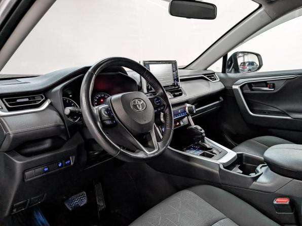 Toyota RAV4 V (XA50) с пробегом 2019 года, цена 3 100 000 рублей, 67084 км, внедорожник, Автокод Объявления