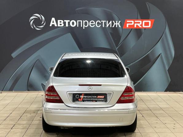 Mercedes-Benz C-Класс II (W203) с пробегом 2000 года, цена 499 000 рублей, 350506 км, седан, Автокод Объявления