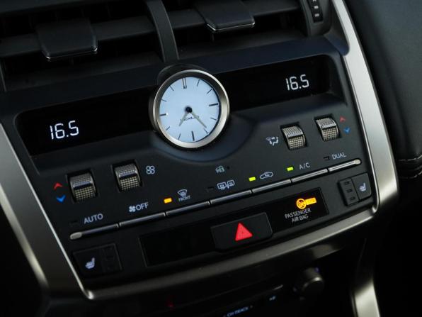 Lexus NX I Рестайлинг с пробегом 2018 года, цена 3 187 055 рублей, 47440 км, внедорожник, Автокод Объявления