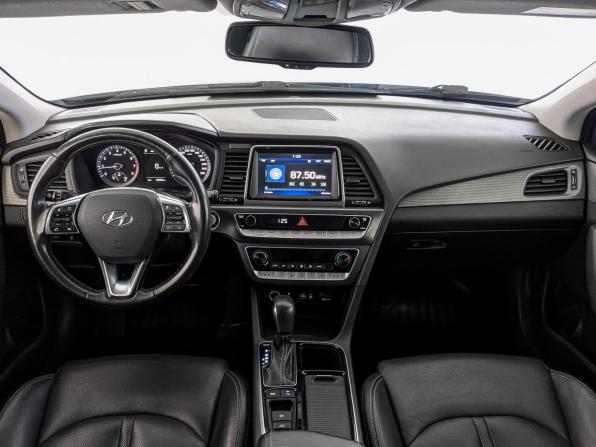 Hyundai Sonata VII (LF) Рестайлинг с пробегом 2017 года, цена 1 590 000 рублей, 148080 км, седан, Автокод Объявления