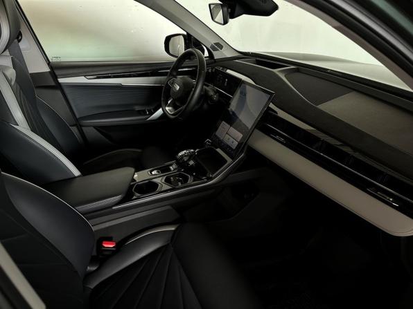 Geely Atlas II с пробегом 2024 года, цена 2 495 000 рублей, 81003 км, внедорожник, Автокод Объявления