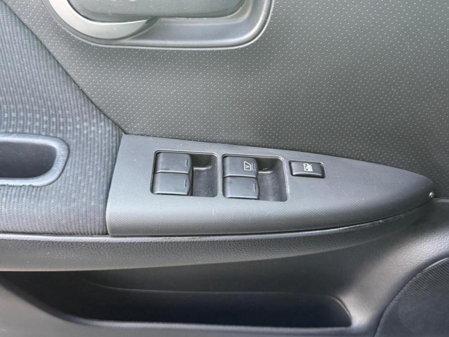 Nissan Note I Рестайлинг Курган  - изображение 12