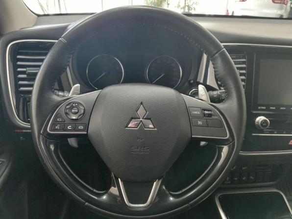 Mitsubishi Outlander III Рестайлинг 3 с пробегом 2020 года, цена 2 650 000 рублей, 81495 км, внедорожник, Автокод Объявления