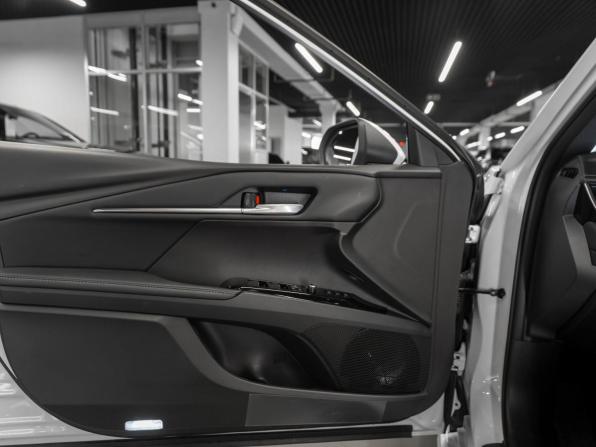 Toyota Camry IX (XV80) China Market с пробегом 2026 года, цена 4 600 000 рублей, 30 км, седан, Автокод Объявления