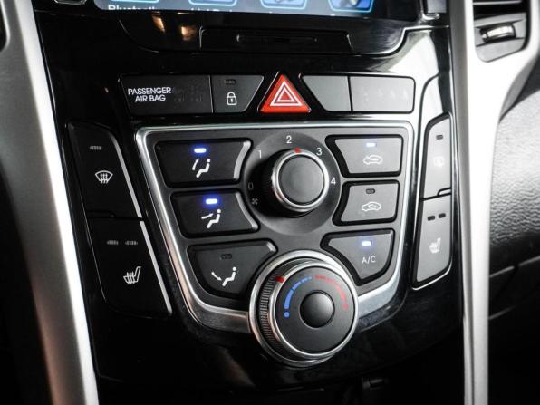 Hyundai i30 II с пробегом 2012 года, цена 1 098 000 рублей, 126615 км, универсал, Автокод Объявления