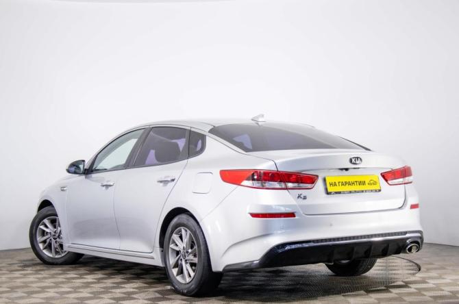 Kia K5 II с пробегом 2018 года, цена 1 999 000 рублей, 182890 км, седан, Автокод Объявления
