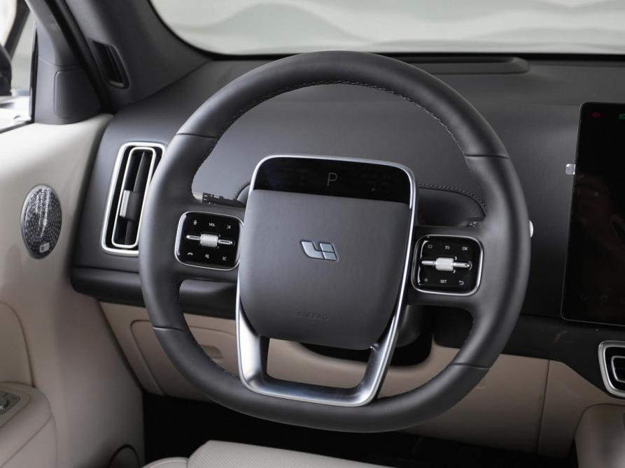 Li Auto (Lixiang) L7 I Рестайлинг Москва  - изображение 18