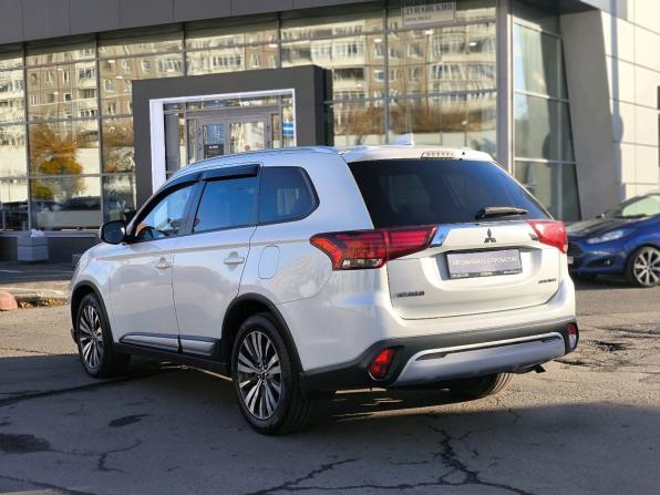 Mitsubishi Outlander III Рестайлинг 3 с пробегом 2018 года, цена 1 875 000 рублей, 125439 км, внедорожник, Автокод Объявления