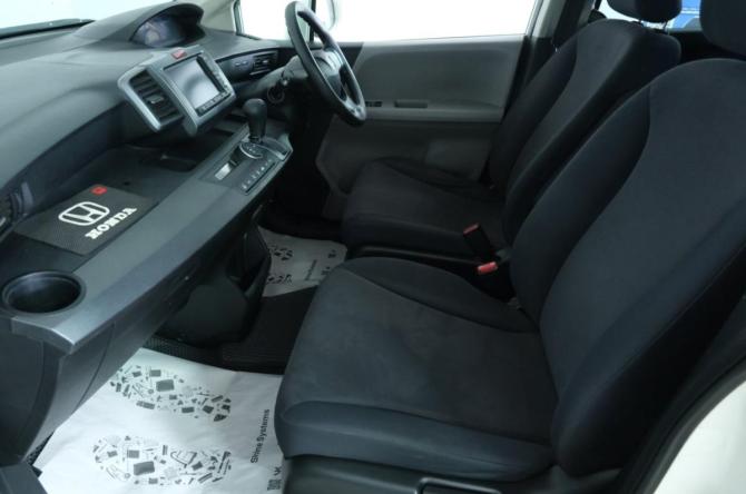 Honda Freed I с пробегом 2010 года, цена 899 000 рублей, 216536 км, компактвэн, Автокод Объявления