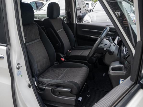 Honda Stepwgn V с пробегом 2015 года, цена 1 980 000 рублей, 106536 км, минивэн, Автокод Объявления