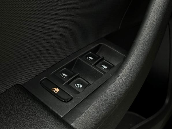 Volkswagen Polo VI с пробегом 2022 года, цена 1 630 400 рублей, 86554 км, лифтбек, Автокод Объявления