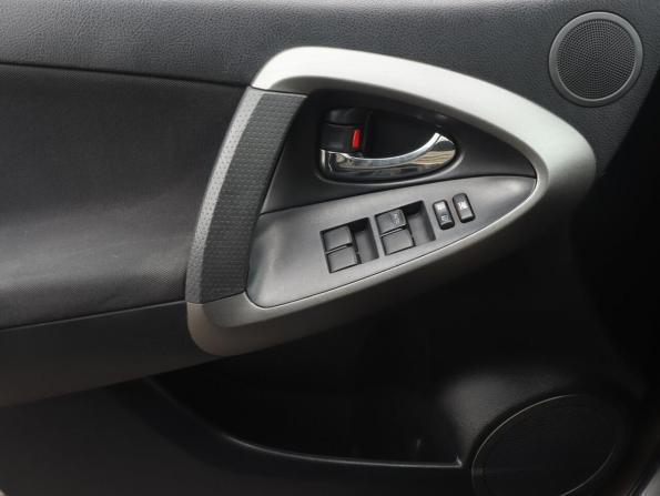 Toyota RAV4 III (XA30) Рестайлинг с пробегом 2011 года, цена 1 580 000 рублей, 185239 км, внедорожник, Автокод Объявления