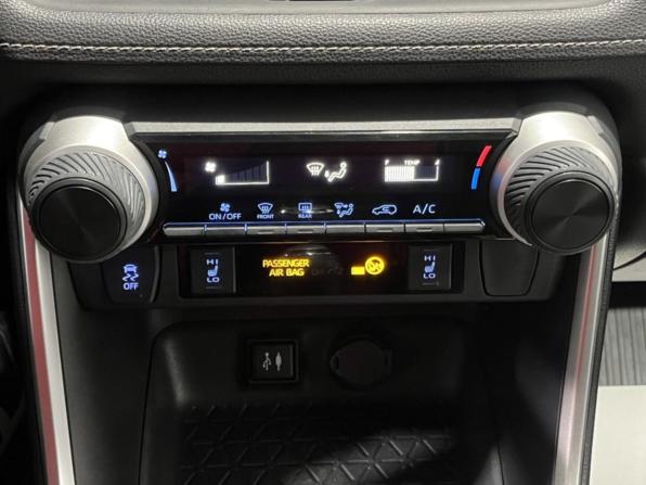 Toyota RAV4 V (XA50) с пробегом 2020 года, цена 2 865 000 рублей, 78202 км, внедорожник, Автокод Объявления