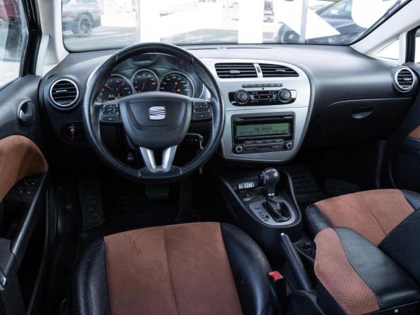 SEAT Leon II Рестайлинг с пробегом 2012 года, цена 765 000 рублей, 281879 км, хэтчбек, Автокод Объявления