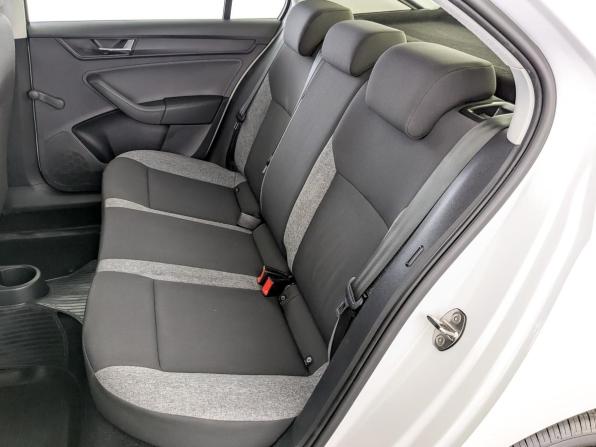 Skoda Rapid II с пробегом 2021 года, цена 1 399 000 рублей, 143273 км, лифтбек, Автокод Объявления