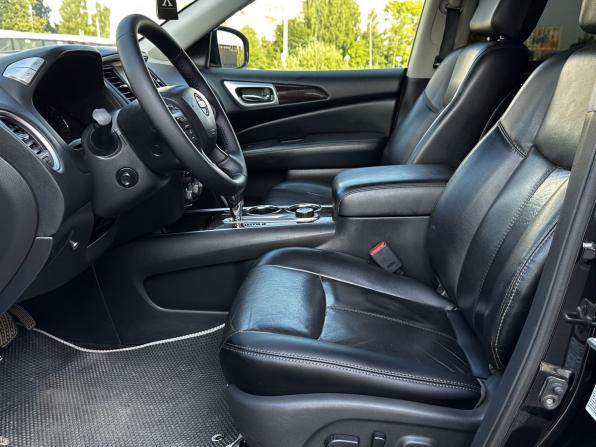 Nissan Pathfinder IV с пробегом 2015 года, цена 1 325 000 рублей, 228504 км, внедорожник, Автокод Объявления